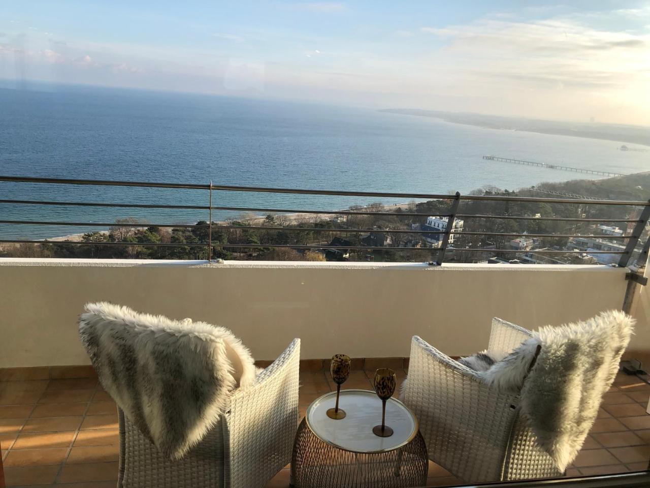 Tiffanys Ferienapartments In Der Privatresidenz Des Plaza Premium Hotel Timmendorfer Strand Exteriör bild